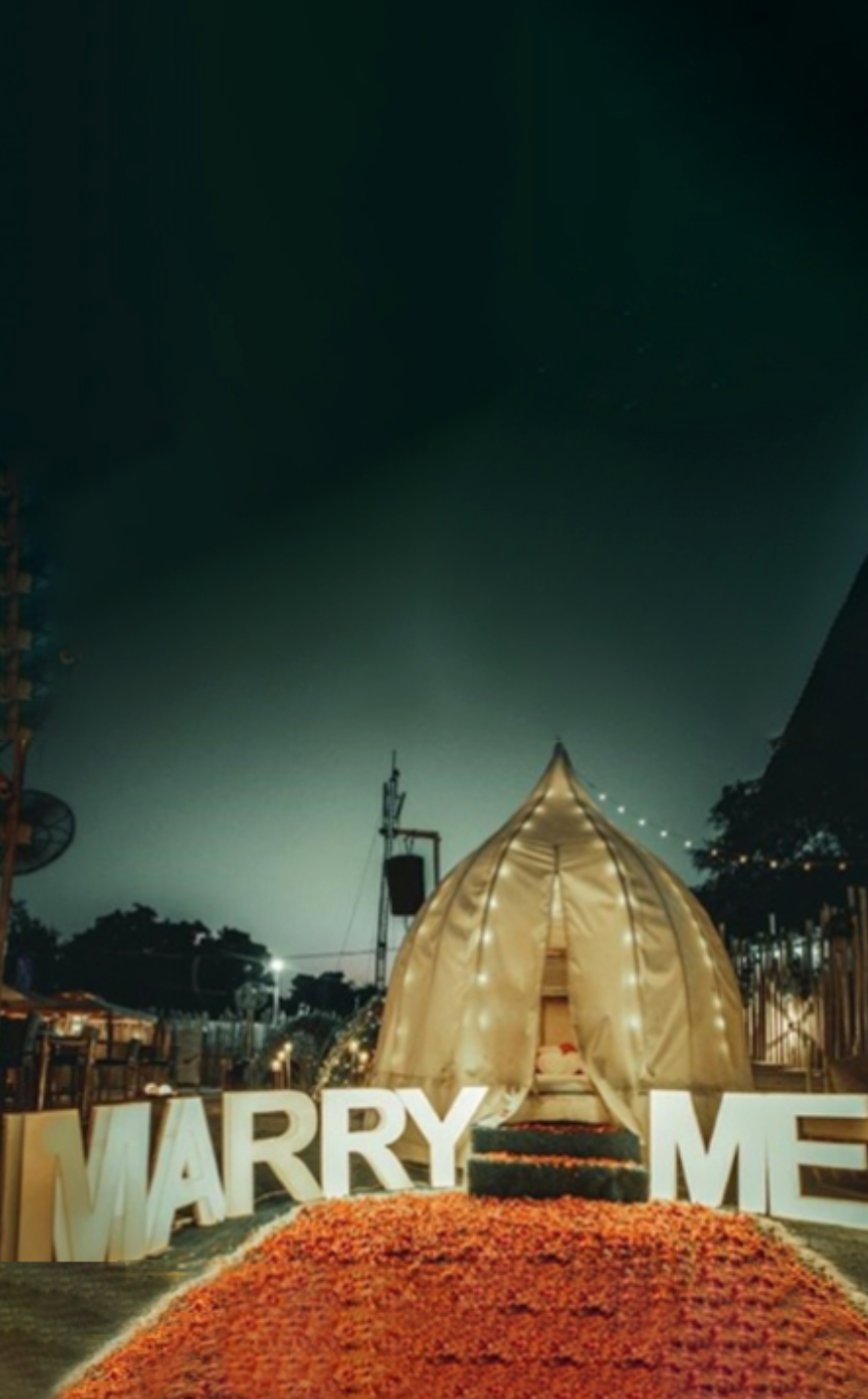 Private Decorated Cabanas - At Gurugram